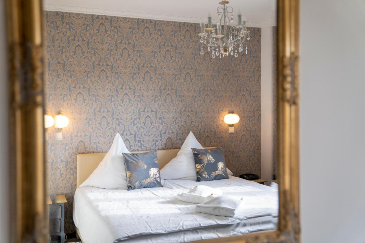 Hotel Am Wald B&B Michendorf Bagian luar foto